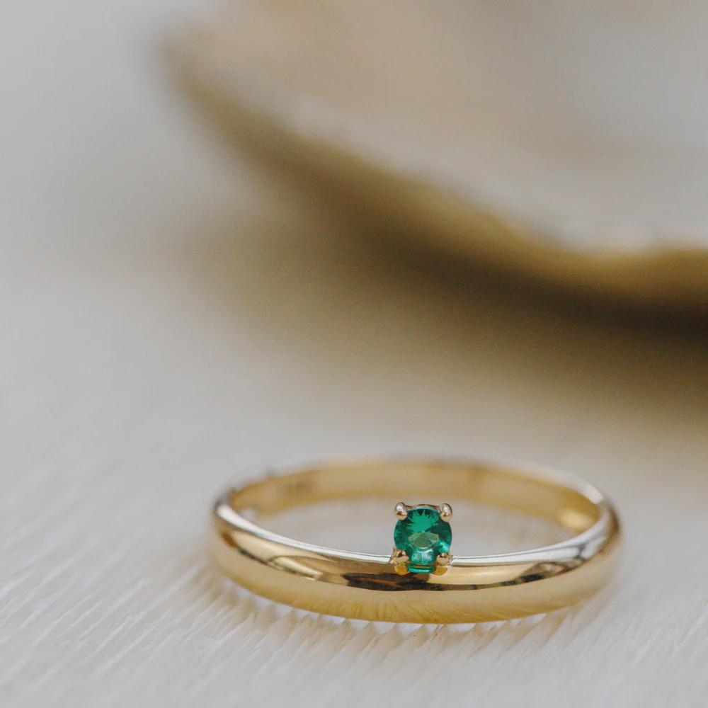Emerald Solitaire Dainty Ring Silver Minimalist Stacking Band | Anima jewels