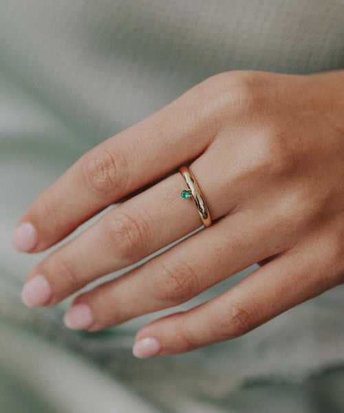 Emerald Solitaire Dainty Ring Silver Minimalist Stacking Band | Anima jewels