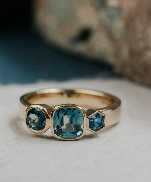 Hexagon Montana Sapphire Ring Silver Geometric Sapphire Engagement Ring Unique Birthstone Jewelry Modern Ring for Her Handmade Sapphire Ring