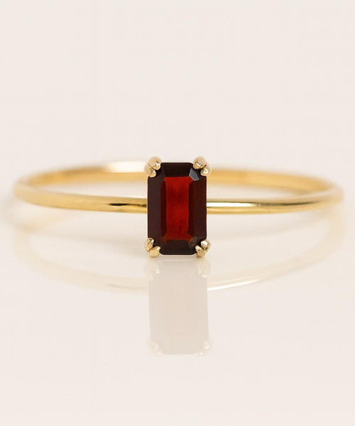 Emerald Cut Garnet Ring – January Birthstone Ring in 925 Sterling Silver – Minimalist Red Gemstone Stacking Ring