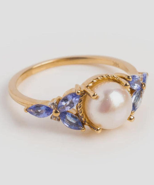 Vintage Inspired Pearl and Tanzanite Silver Statement Ring | Anima jewels