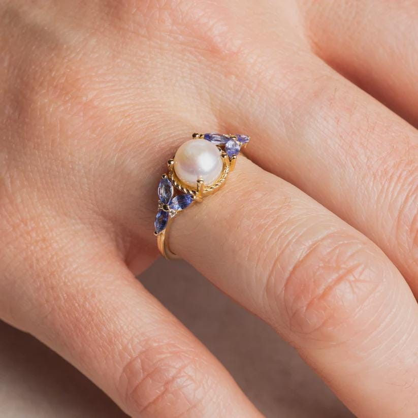 Vintage Inspired Pearl and Tanzanite Silver Statement Ring | Anima jewels
