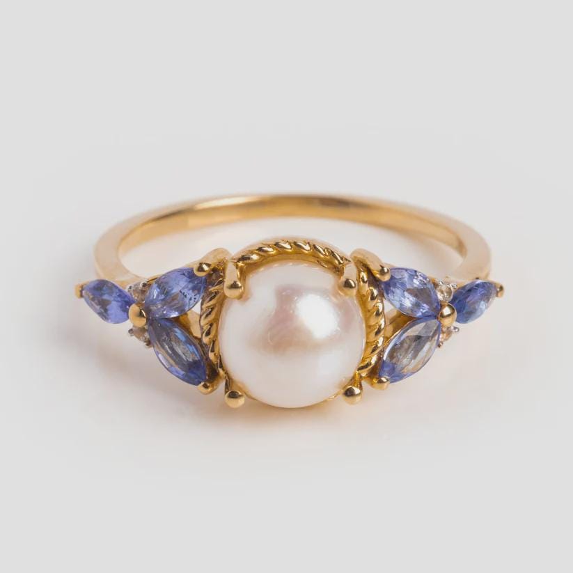 Vintage Inspired Pearl and Tanzanite Silver Statement Ring | Anima jewels