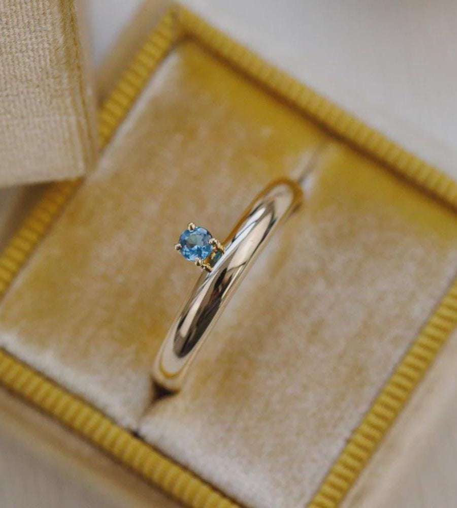 London Blue Topaz Wedding Band Half Eternity Gold | Anima jewels