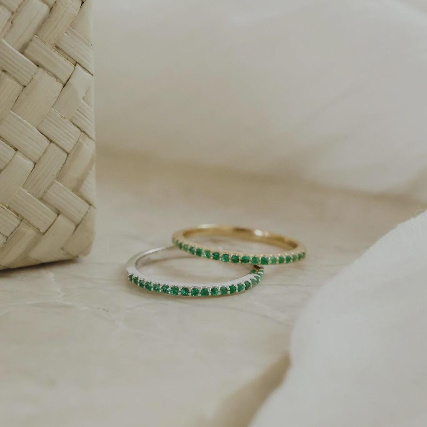 Emerald Wedding Band 925 Sterling Silver Ring | Anima jewels
