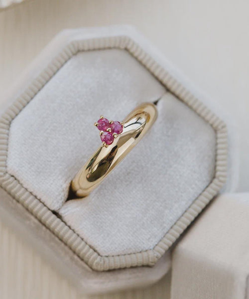 Pink Sapphire Cluster Three-Stone Silver Ring | Anima jewels