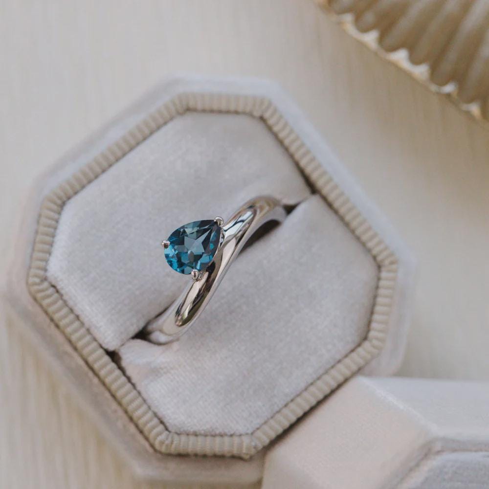 Pear Cut London Blue Topaz Solitaire Silver Engagement Ring | Anima jewels