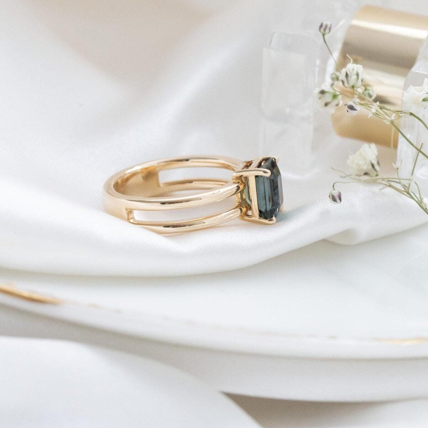 Montana Sapphire Emerald Cut Ring 14k Gold Double Band | Anima jewels