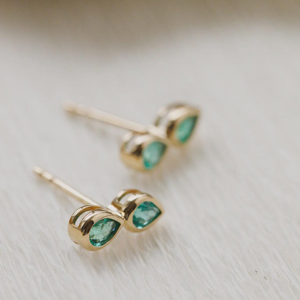 Emerald Duo Pear Stud Earrings, Solid 14k Gold Two Stone Piercing, Minimalist Pear Cut Emerald Earrings for Women, May Birthstone Gift