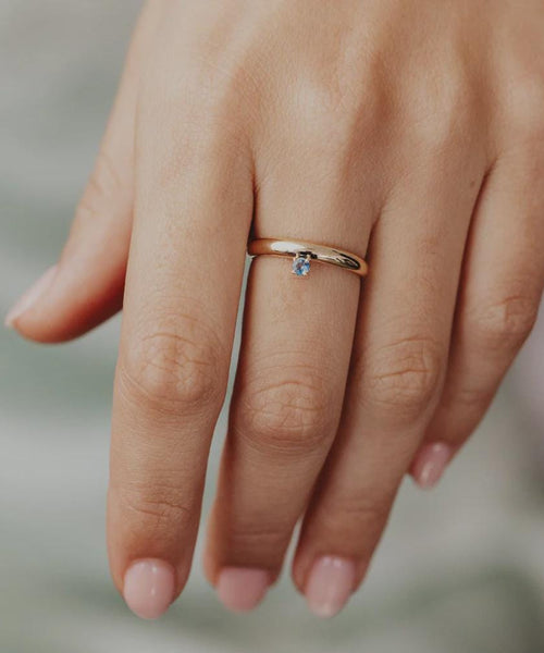 London Blue Topaz Wedding Band Half Eternity Gold | Anima jewels
