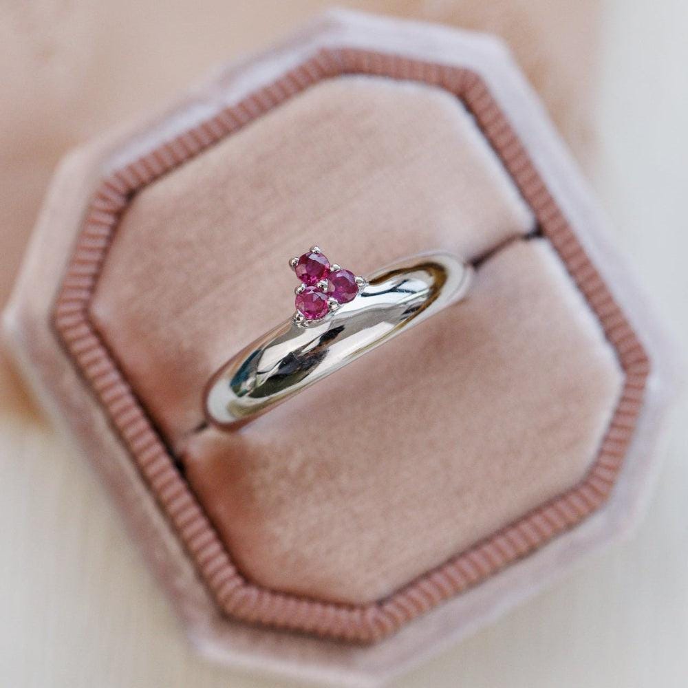 Pink Sapphire Cluster Three-Stone Silver Ring | Anima jewels